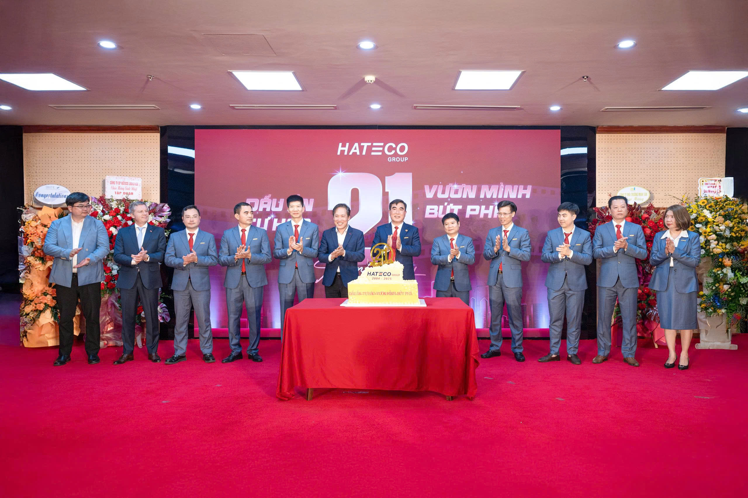 z7244868758388_87f46ea3c2c2dadf93d79c879bf53e0e