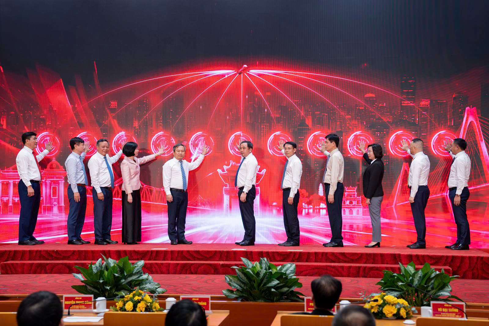 HANOI COMMENCES CONSTRUCTION OF GIANG BIEN INLAND WATERWAY PORT, PROVIDING FURTHER IMPETUS FOR LOGISTICS INFRASTRUCTURE.
